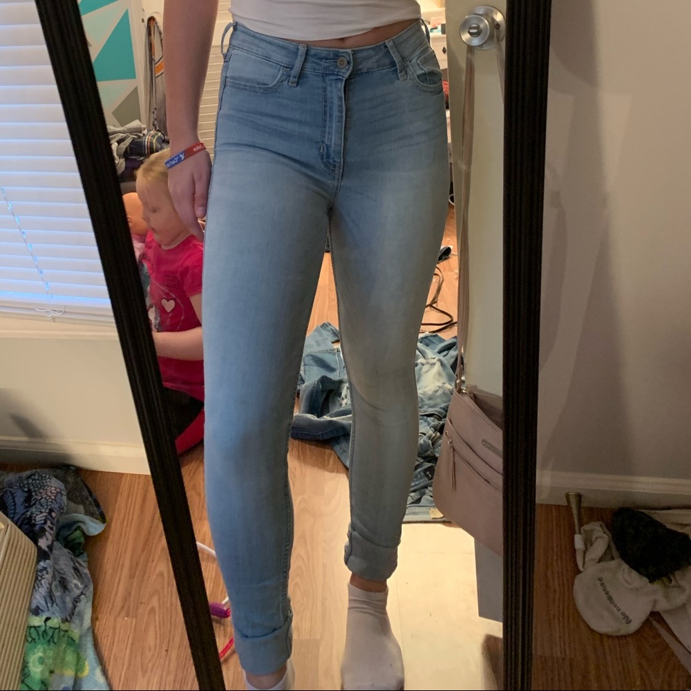 Size One Hollister Jeans